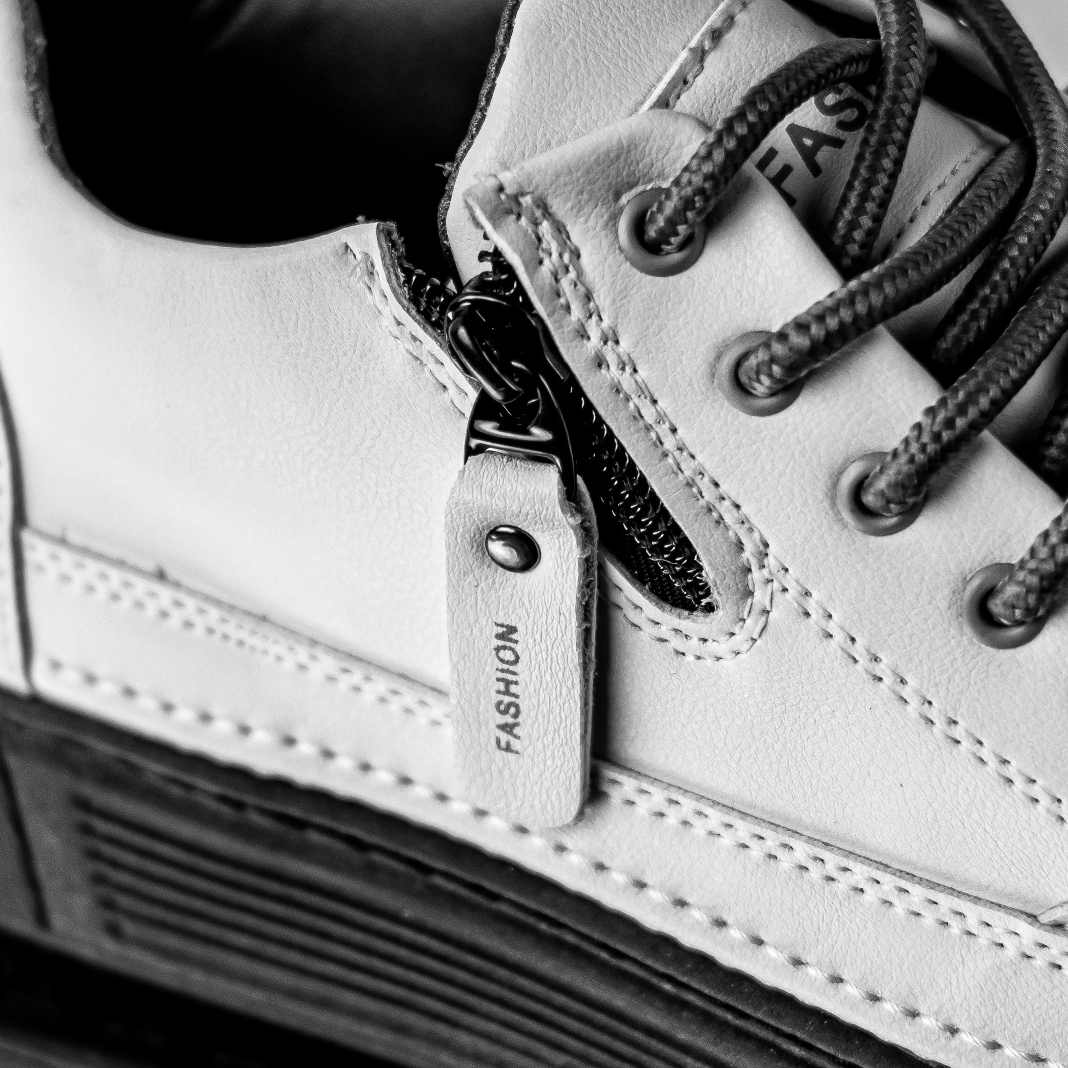 gid://shopify/MediaImage/25707987140678